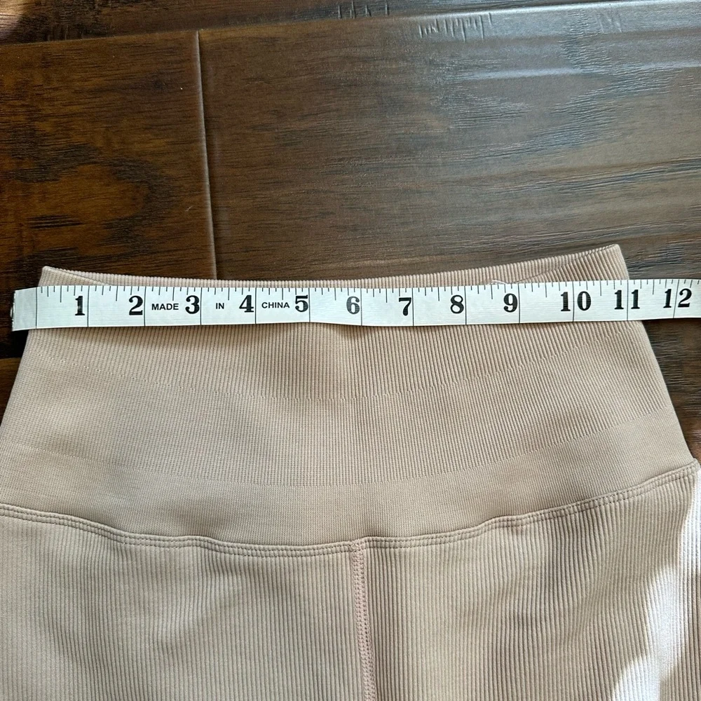 Spiritual Gangster love sculpt seamless leggings in pink sky size XS/S. NWT - Picture 11 of 11